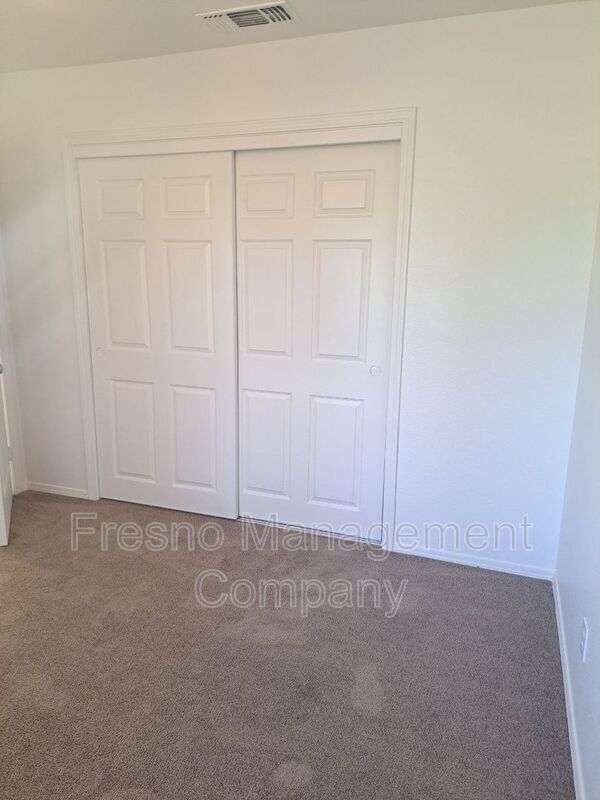 Building Photo - 7530 N Trellis Cir