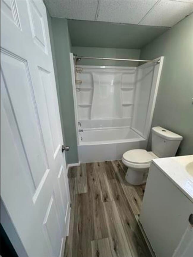 Building Photo - 32 S Bellevue Ave