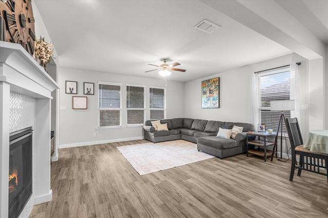 Building Photo - 2301 Shorthorn Dr