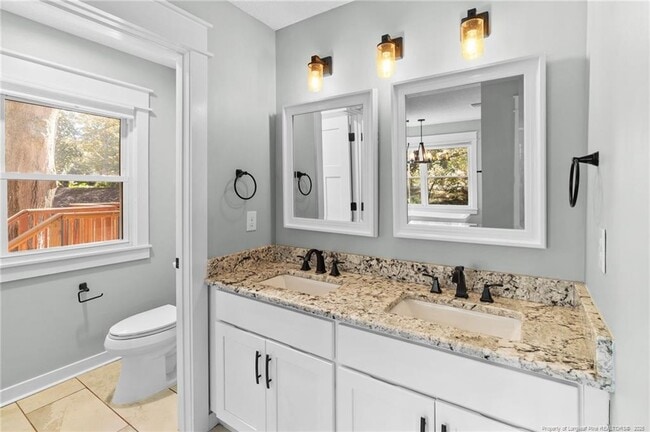 Building Photo - 505 Cross St