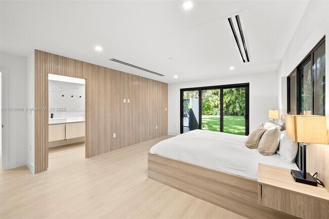 Building Photo - 7291 SW 129th St