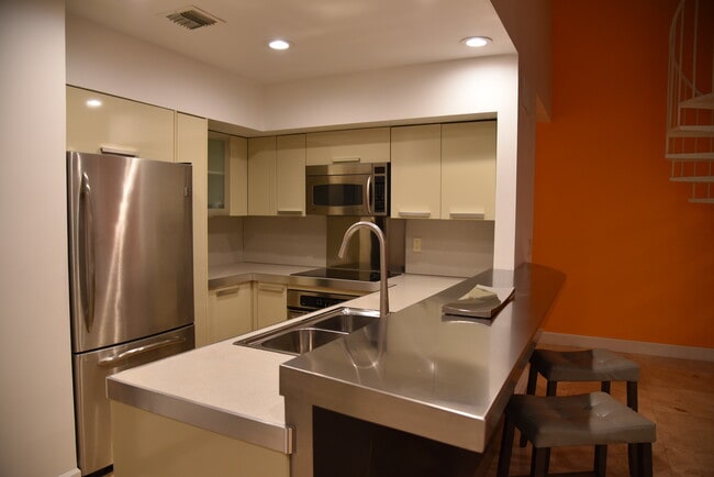 Building Photo - 15315 Loch Isle Dr W