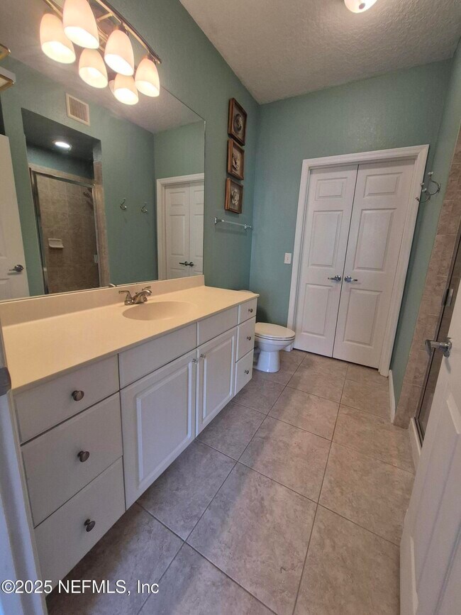 Building Photo - 8539 Gate Pkwy W