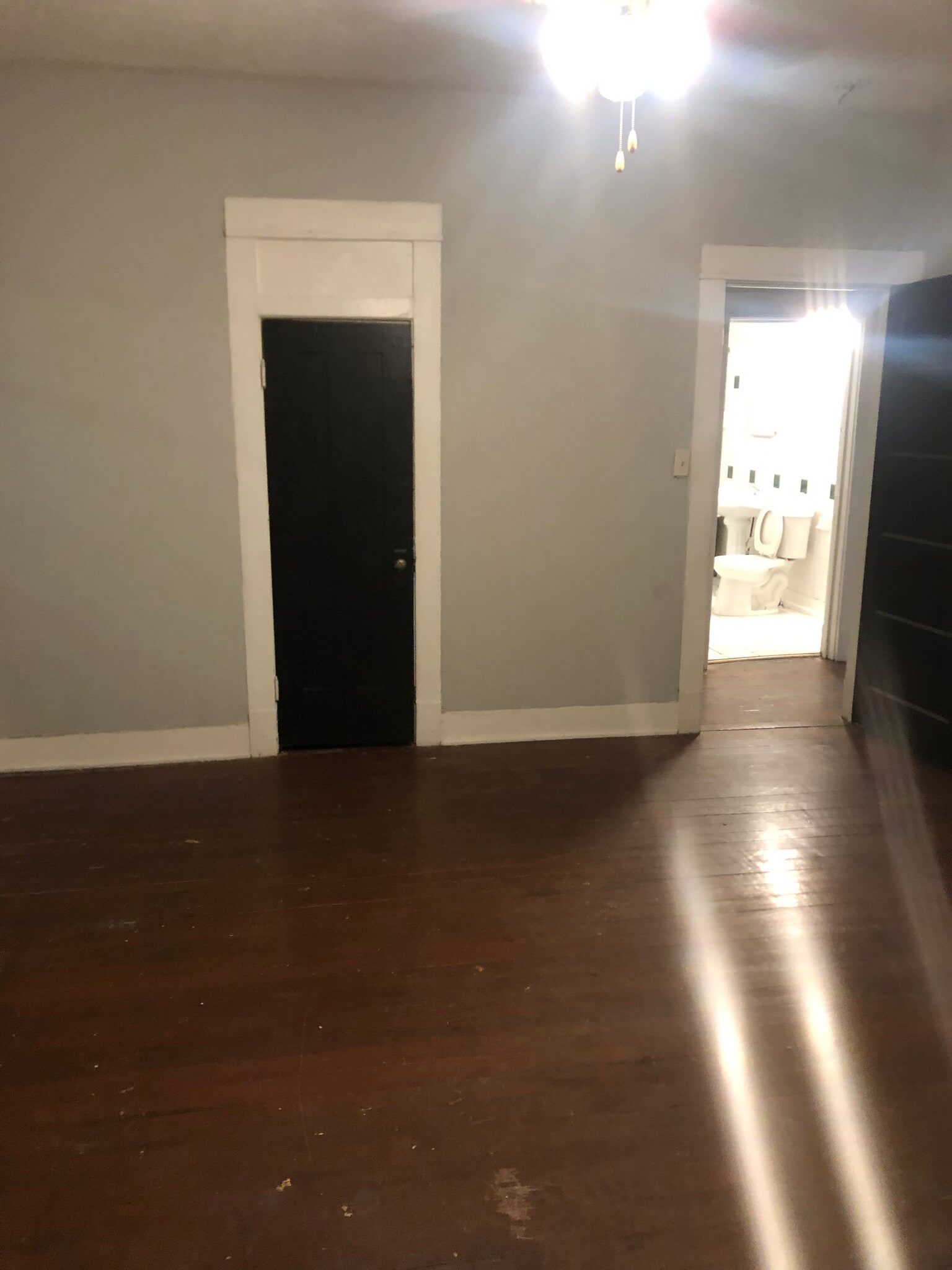 Building Photo - 450 Bryan Ave