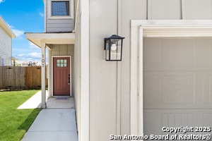 Building Photo - 7615 Gramercy Wy