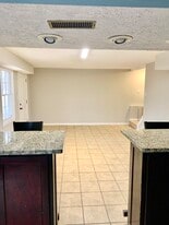 Building Photo - 1868 Stonebrook Way