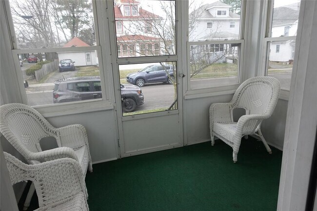 Building Photo - 304 Massachusetts Ave