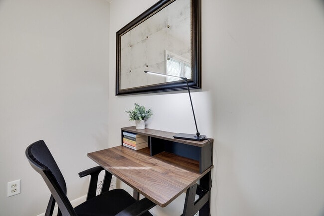 Building Photo - 141 Tommy's Ln