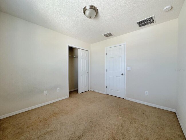 Building Photo - 2428 Chateau Lp