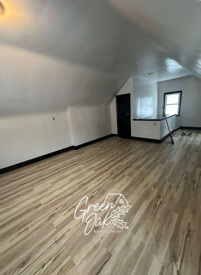 Building Photo - 13000 Rockside Rd