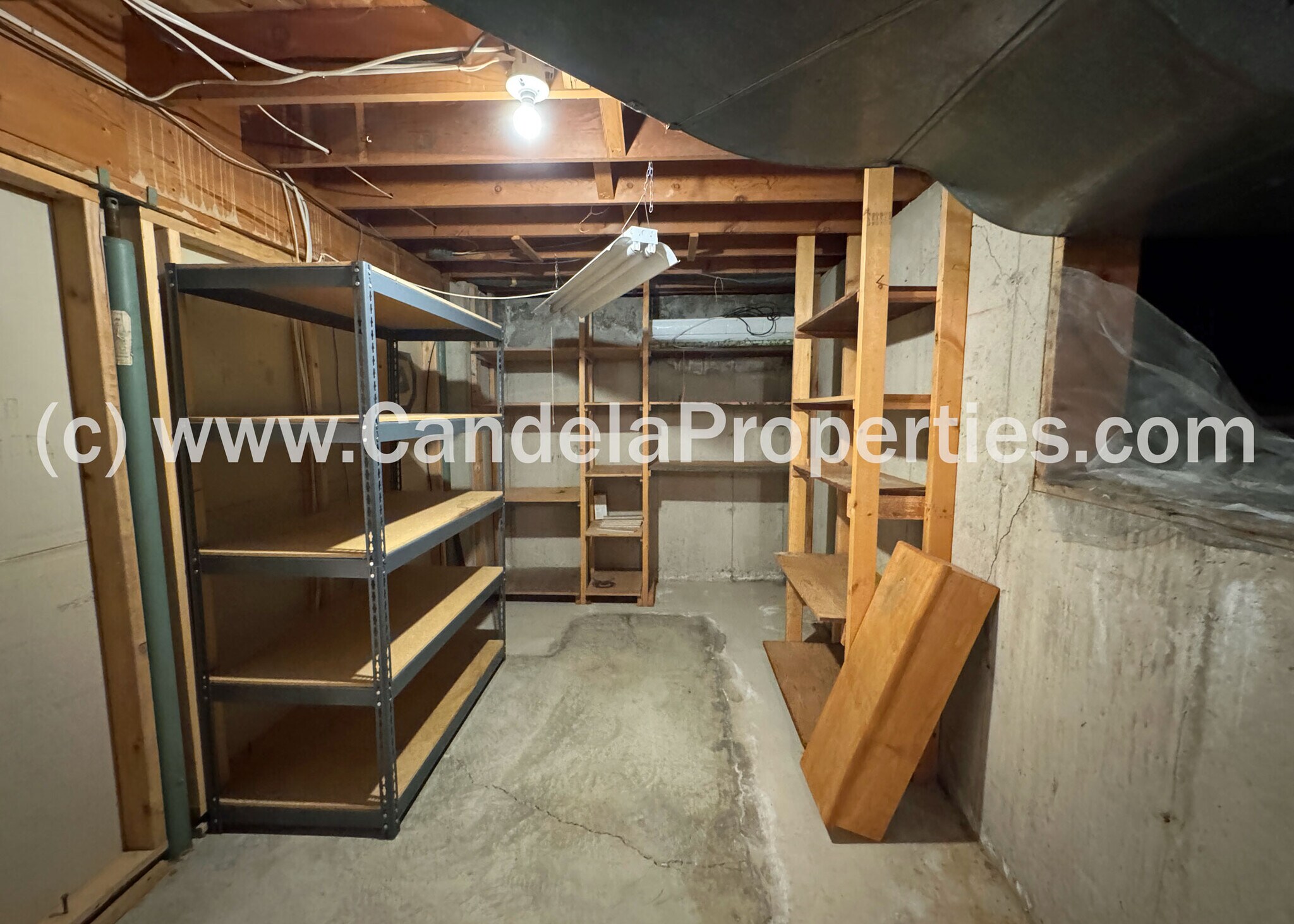 Building Photo - 2970 Shoreham Cir
