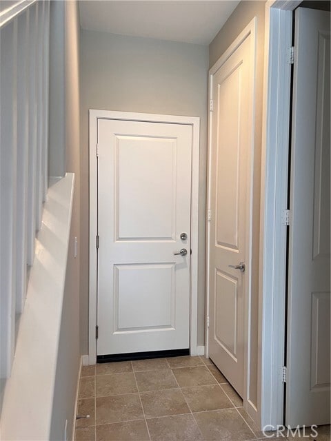 Building Photo - 713 S Azusa Ave