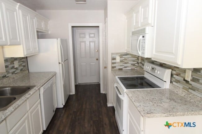 Building Photo - 4306 Lori Dr