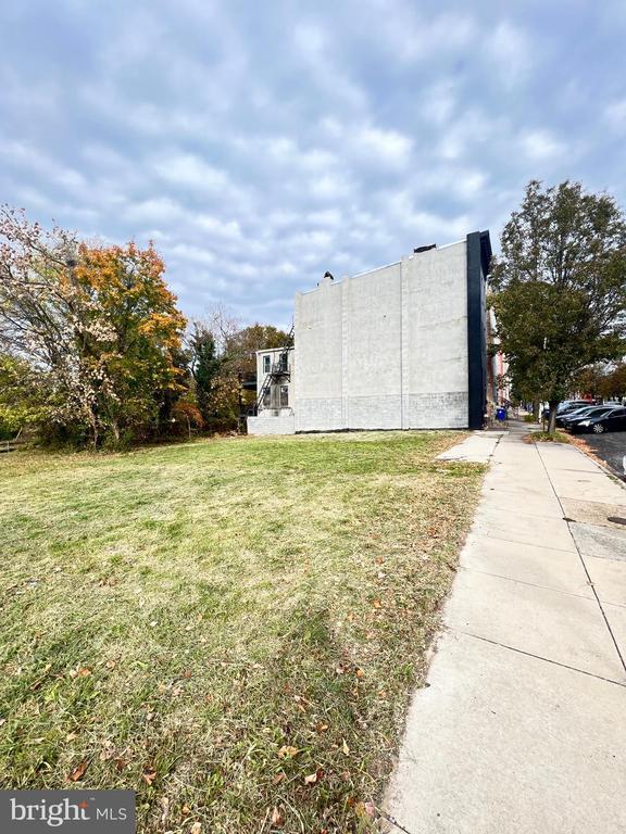 Primary Photo - 608 N Carrollton Ave