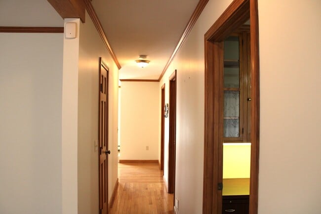 Building Photo - 1878 Riverside Dr