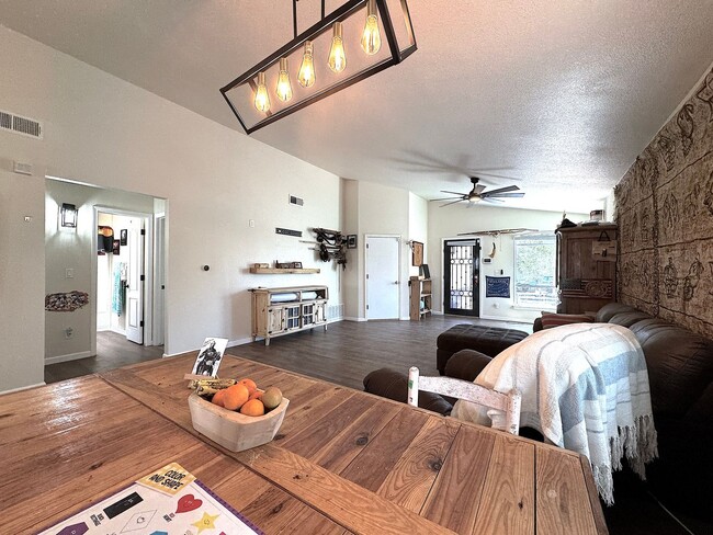 Building Photo - East El Paso 3 bed Refrig A/C with Gorgeous Yard!
