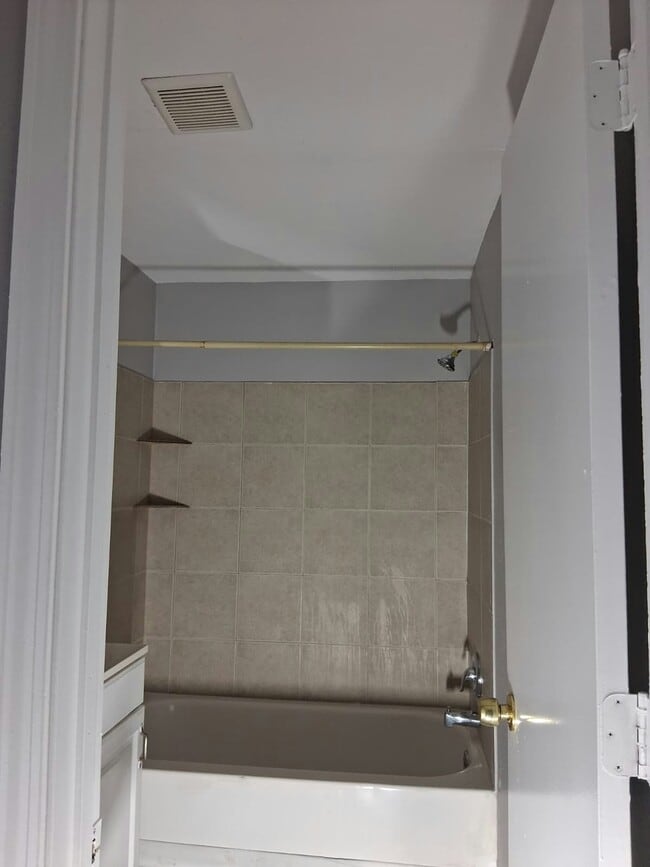 Building Photo - 13540 Superior Ave