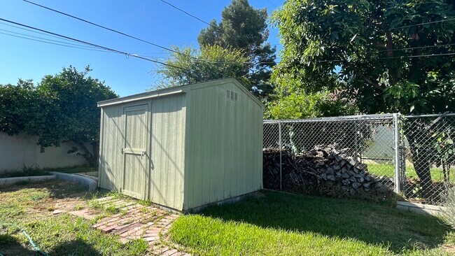 Additional Storage Shed - 1533 N Ontario St