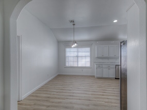 Building Photo - 10826 N 98th E Ave