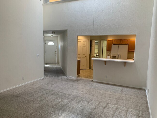 Building Photo - 4986 W Hillcrest View Ct