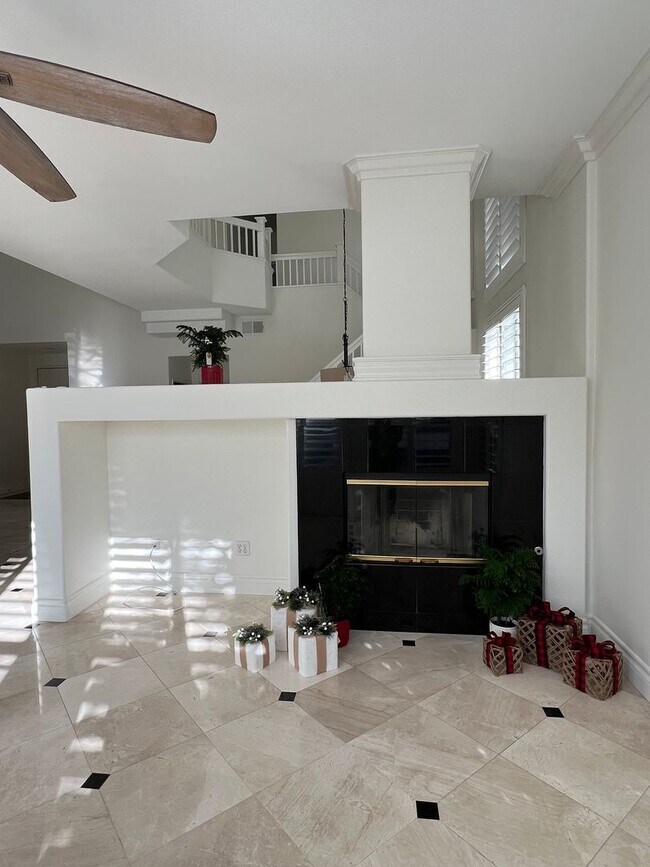 Building Photo - Beautifully Remodeled Poway Home