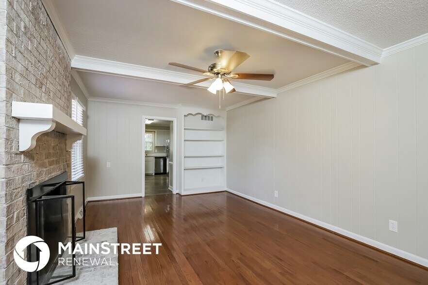 Building Photo - 23 Holly Crest Ct