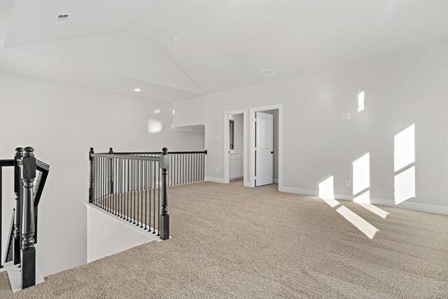 Building Photo - 124 Spanish Bluebell Dr