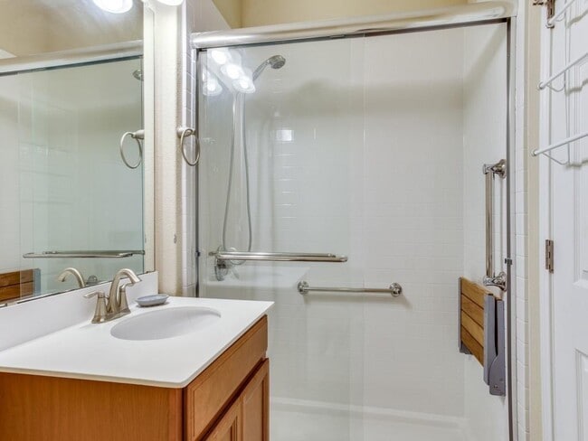 Building Photo - 15906 Serene Fleming Trace