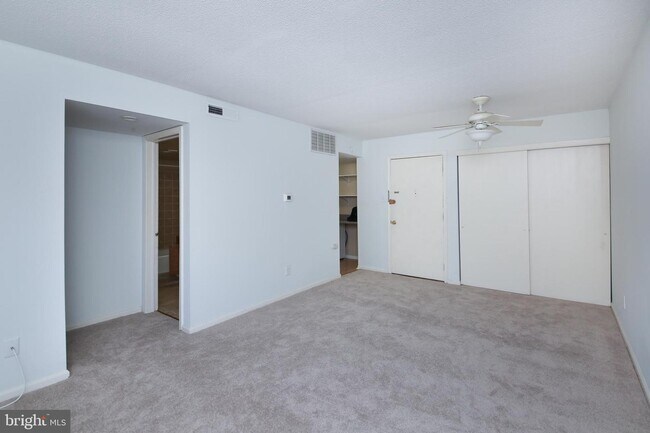 Building Photo - 159 Oberlin Terrace