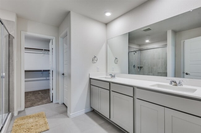 Building Photo - 6213 Abby Dr