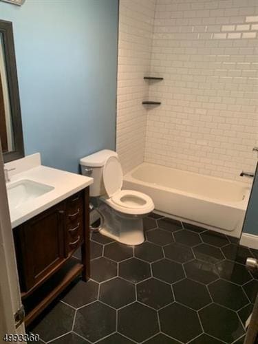 Building Photo - 7 Village Dr