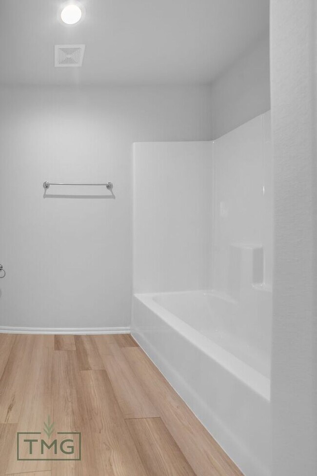 Building Photo - Brand New 4/2/2 in The Heights neighborhood