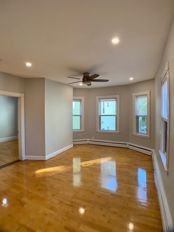 Building Photo - 30 Forbes St