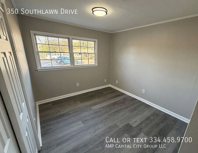 Building Photo - 350 Southlawn Dr