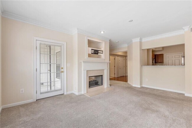 Building Photo - 3275 Lenox Rd NE