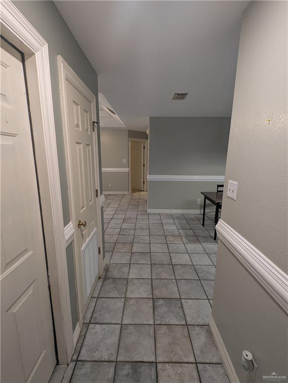 Building Photo - 19 La Cantera St