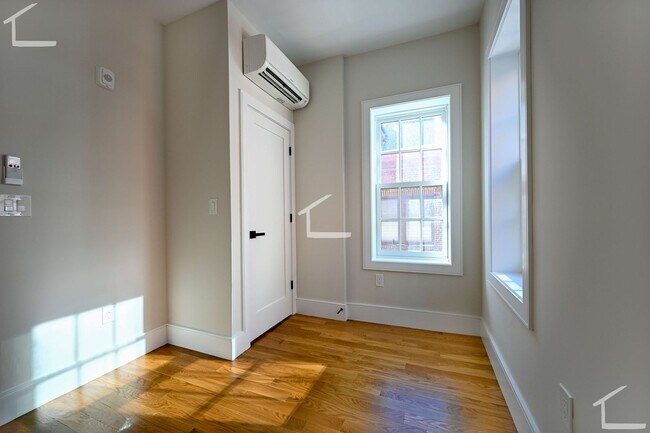 Building Photo - Brand new 2 bed in Bay Village