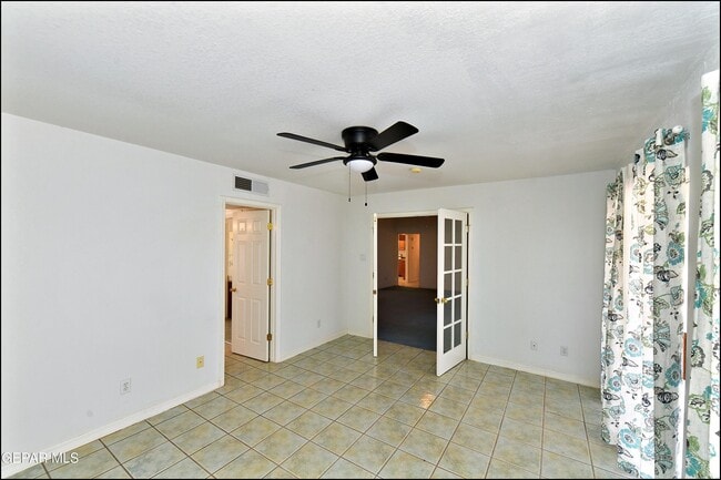 Building Photo - 14101 Koshare Ct