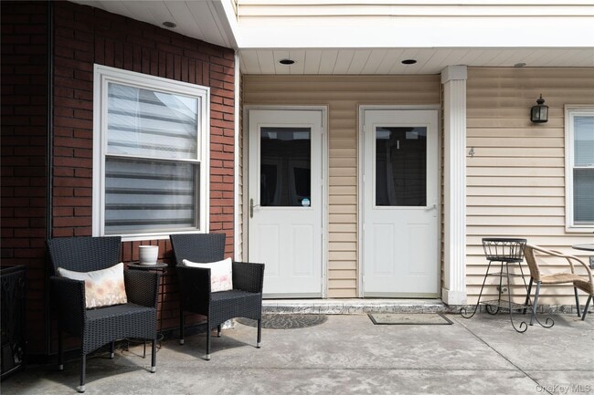 Building Photo - 50 N Broadway