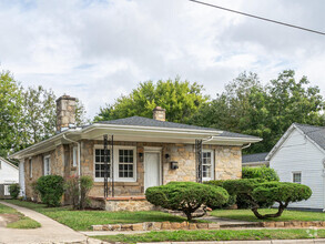 Building Photo - 1113 E Martin St