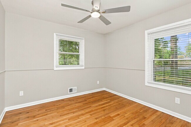 Building Photo - 2069 Bixler Cir