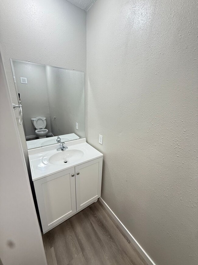 Building Photo - 3 Bed 2 Bath Springfield, MO