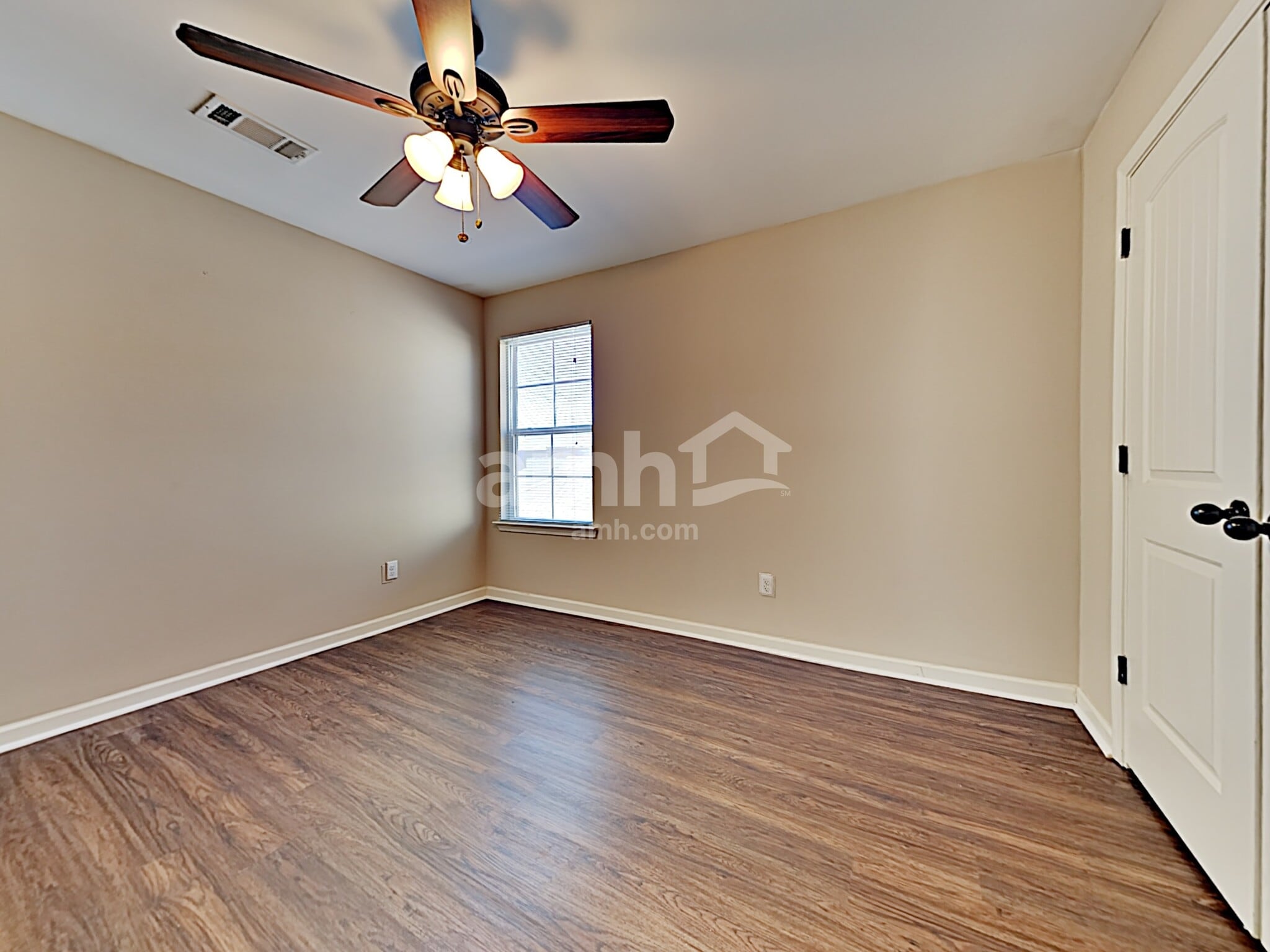 Building Photo - 1229 Carlton Ridge Dr