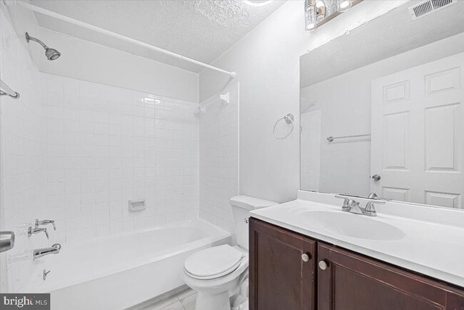 Building Photo - 13533 Demetrias Way