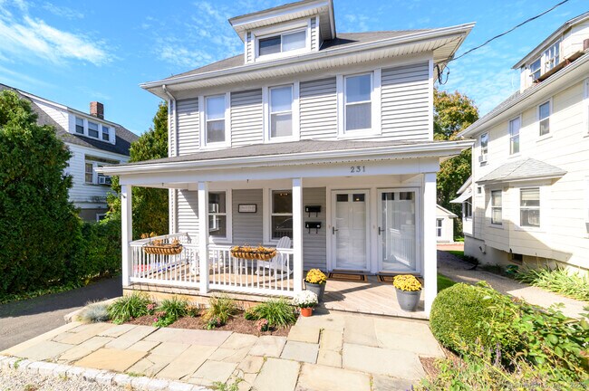 Primary Photo - 231 Flax Hill Rd