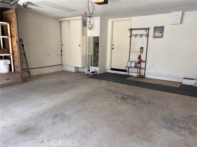 Building Photo - 25861 McBean Pkwy