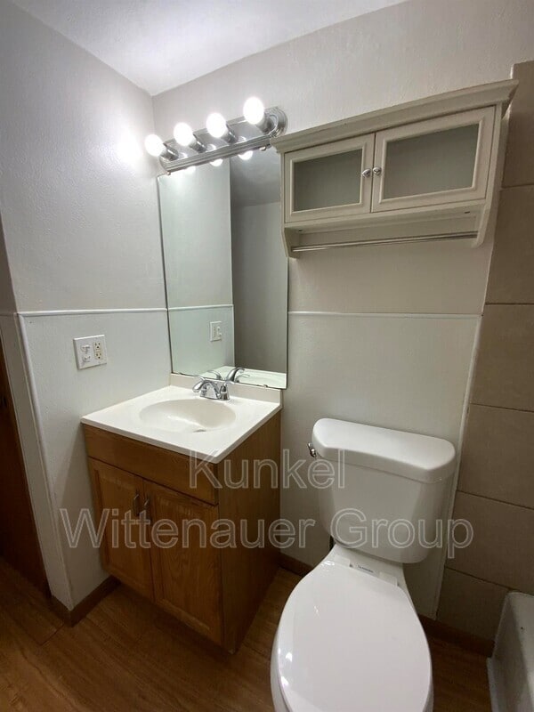 Building Photo - 1816 Jamestown Rd