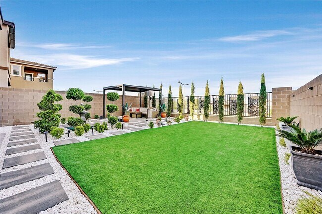 Building Photo - Luxury Summerlin West 4-Bedroom Home!