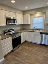 Building Photo - 43 Russett Ln