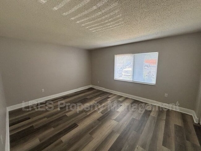 Building Photo - 4703 S Texas Ave